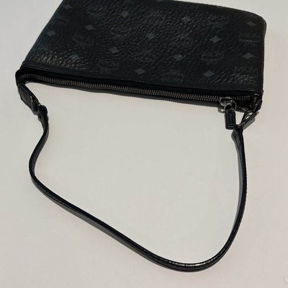 Pre-loved MCM Black Visetos Monogram Pouch Bag - Picture 8 of 12